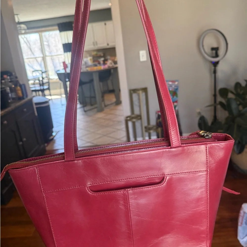 Hobo Cranberry Trapezoid Shoulder Bag w/Zipper Accent Gold Hardware Inner Pocket